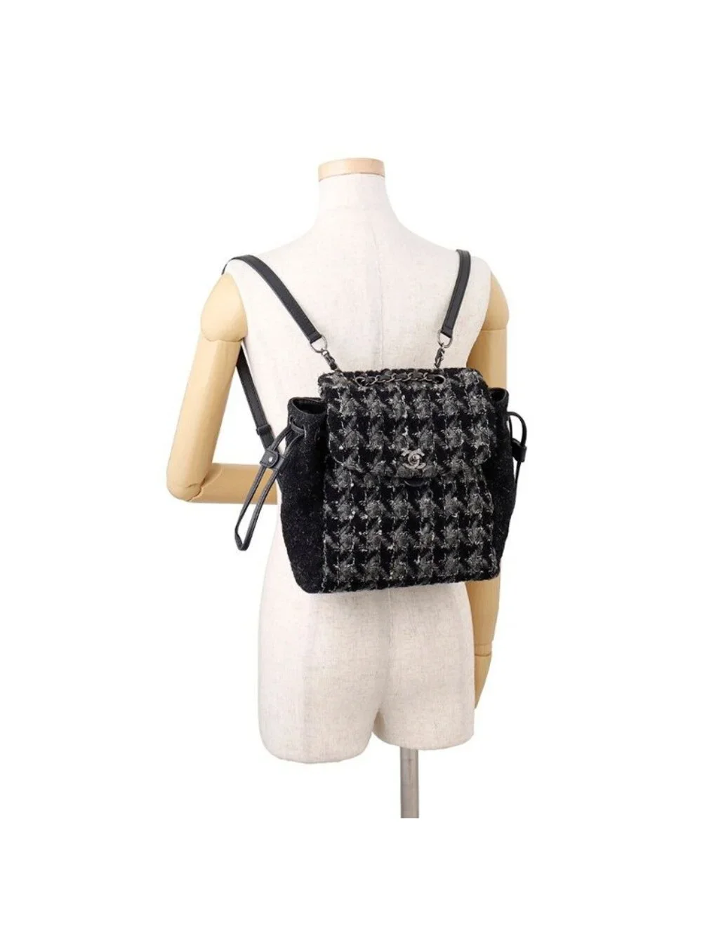 Chanel this authentic